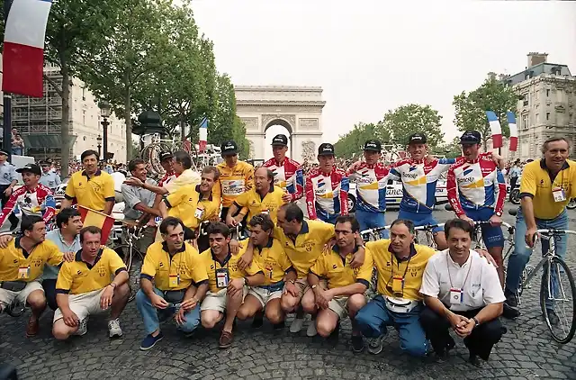 Perico-Tour1994-Equipo