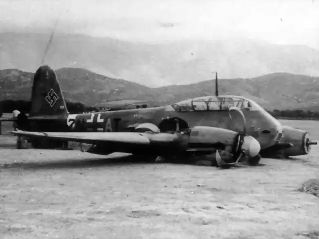 me 210 a1