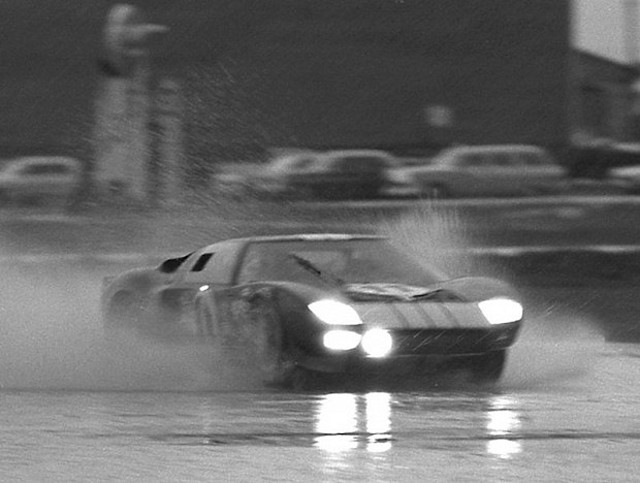 GT40 piscina