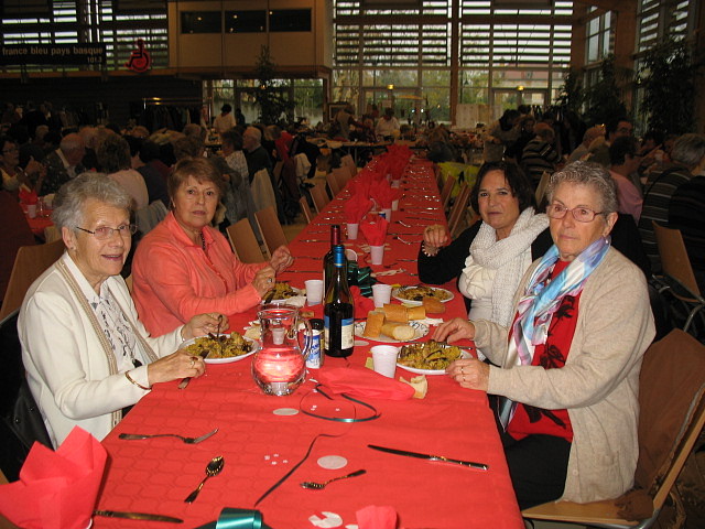 comida a beneficio de menos validos