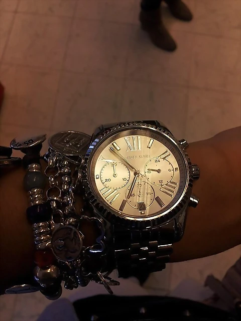 Mar?a 22-11-2013 reloj Mar?a 22-11-2013 reloj