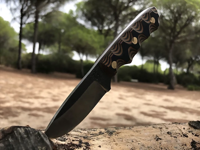 4 4