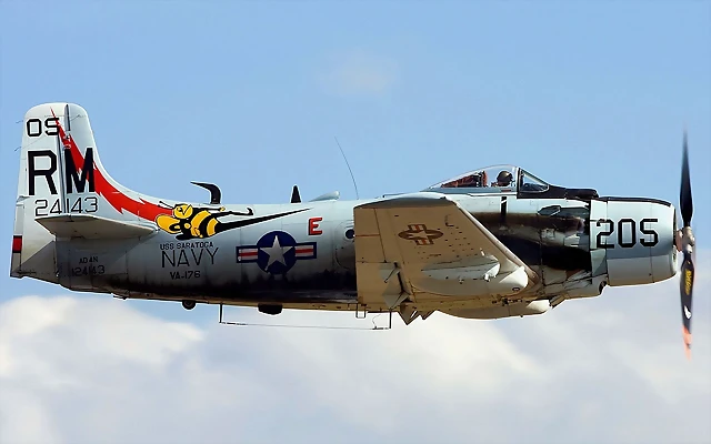Skyraider Skyraider