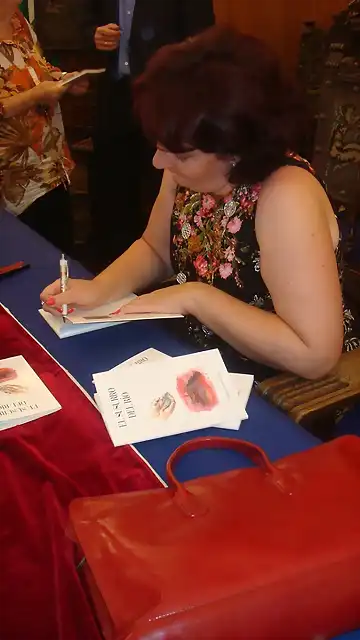 Rosario Santana presenta su libro poemario-Fot J.Ch.Q.-21.06.13.jpg (13)