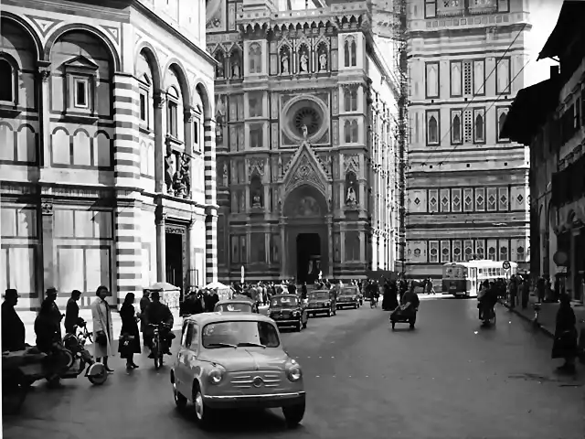 Florenz - Dom Santa Maria del Fiore, Vorstellung Fiat 600,1955