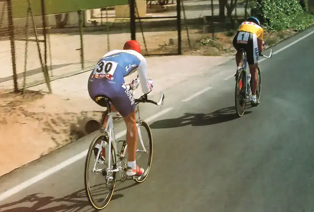 1994 - Vuelta. Rominger doblando a Zarrabeitia