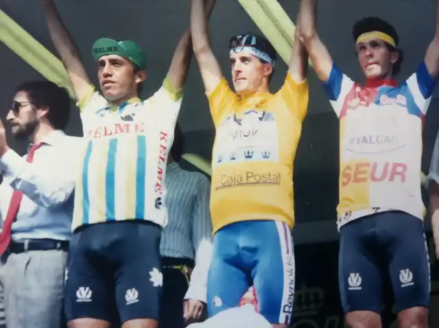 Perico-Vuelta1989-Podio-Parra-Vargas