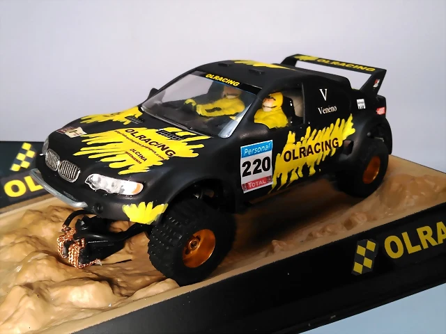 BUGGY BMW X6 RAID SLOT CAR (11)