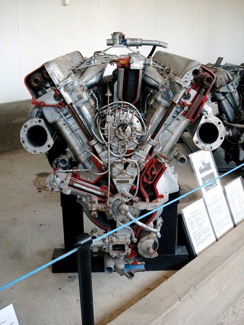 T34_engine_parola_1 (Copiar)