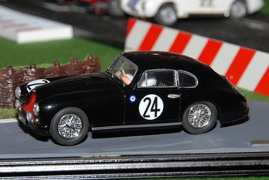 ASTON MARTIN DB2 N-¦ 24 LEMANS 51_532x356 ASTON MARTIN DB2 N-¦ 24 LEMANS 51_532x356