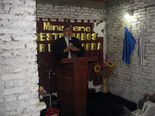 Pr.Luis Velez Pr.Luis Velez