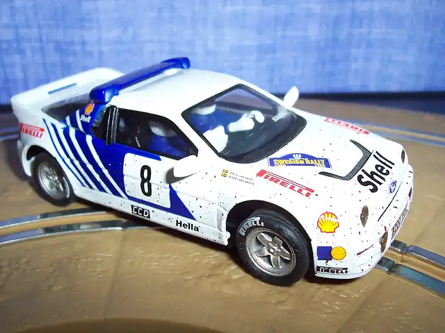 Ford RS200 Rally de Suecia 1986 barro Scalextric   Altaya