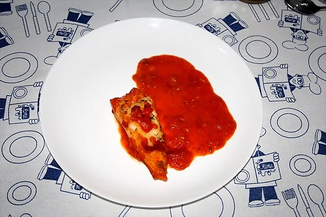 Bacalao confitado con salsa de piquillos Bacalao confitado con salsa de piquillos
