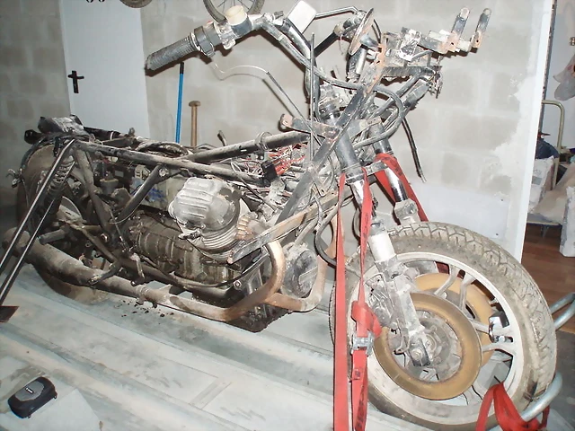 guzzi sp guzzi sp