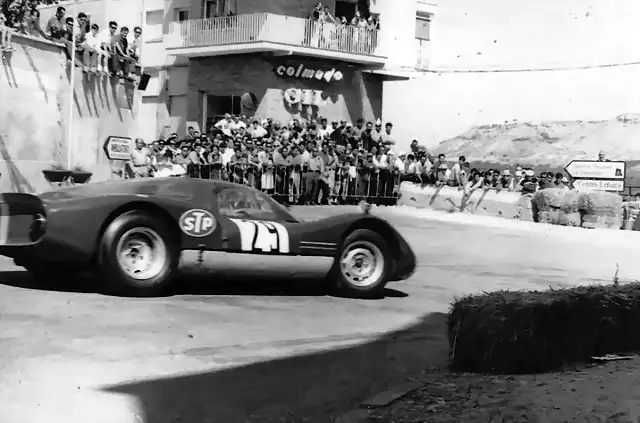 Ben Heiderich, El Bar?n Rojo ( Porsche Carrera 6 ), Alca?iz 1968.