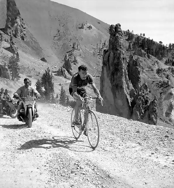 01-1953-louison-bobet-tour-de-france-