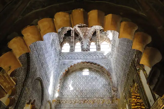 Capilla_Real_-_Mezquita_-_Cordoba,_Spain_-_03