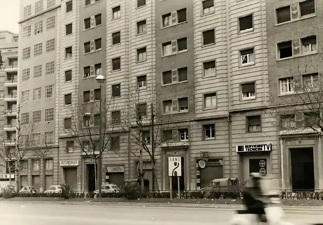 Barcelona Av. Josep Tarradellas entre c. Equador i c. Berlin 1966