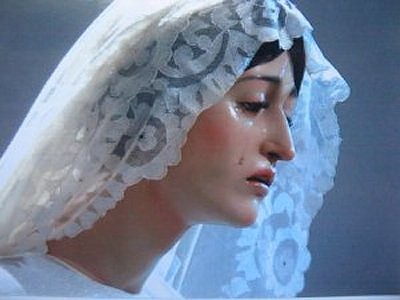 La Virgen de la Concepcion de Granada mantilla blanca