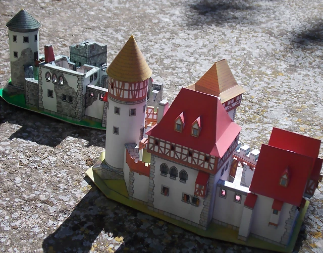 Ruinas (56) Ruinas (56)