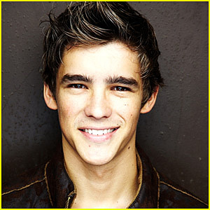 brenton-thwaites-maleficent-prince