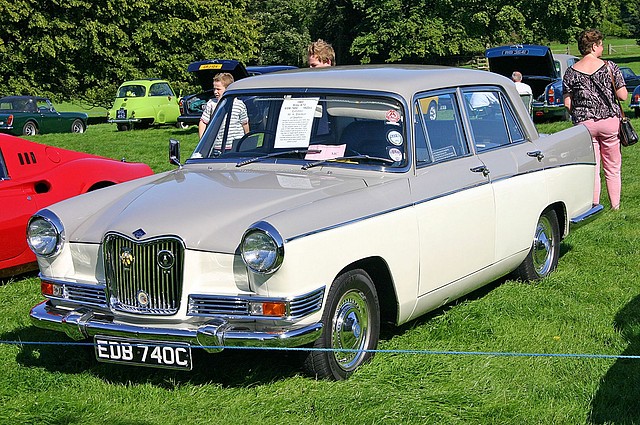 Riley_4-72_1965_front