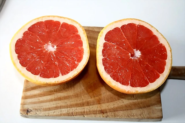 Pomelo de pulpa roja