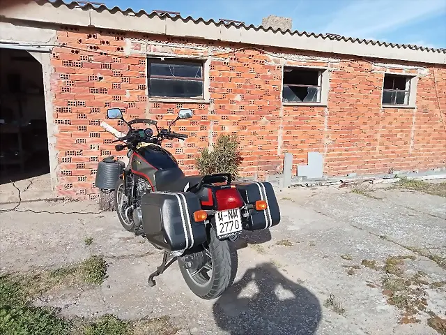 Honda V65 maletas 2 Honda V65 maletas 2