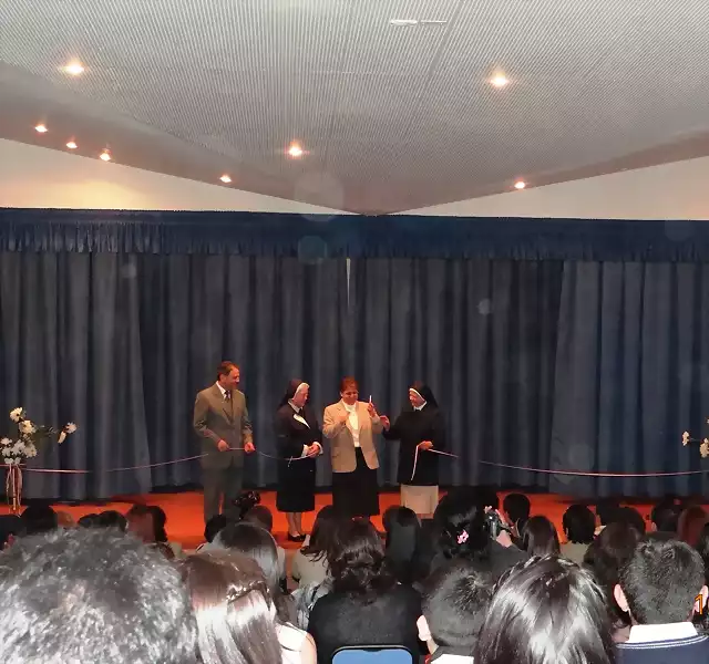 Inauguracin y bendicin Colegio Santa Eufrasia (8)