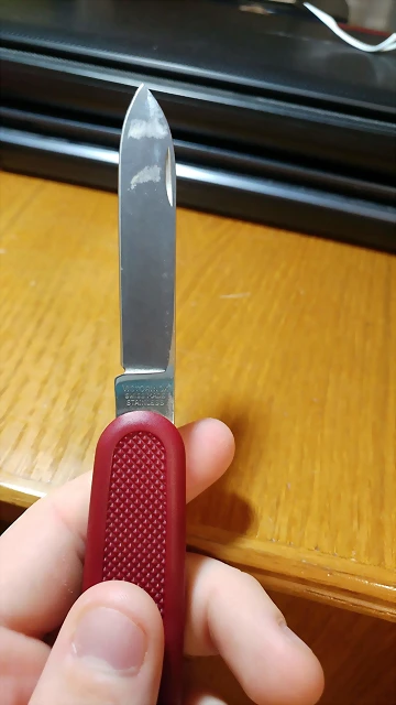 victorinox solo (4) victorinox solo (4)