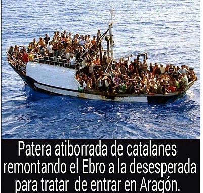 CATALANES EN PATERA PASANDO EL EBRO CATALANES EN PATERA PASANDO EL EBRO