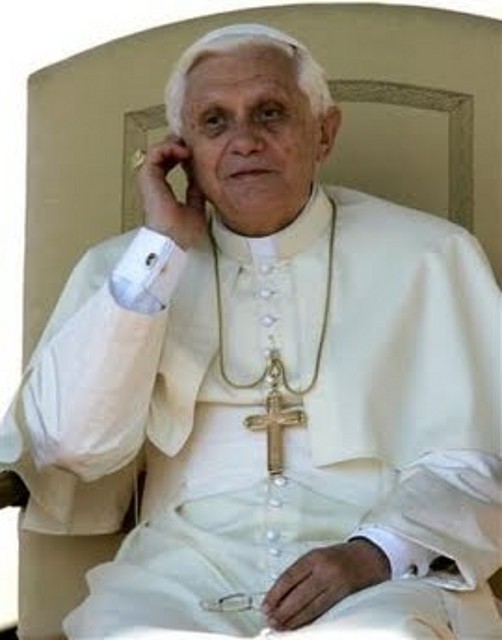 benedictoxvi008