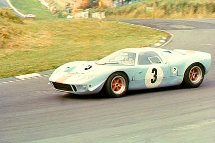 Pedro Rodrguez & Dick Thompson - Gulf Mirage Mk-I Brands Hatch \'67