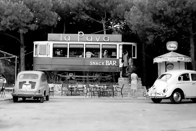 Snack Bar La Pava en Gav?, autov?a de Castelldefels, Barcelona 1970. Jaume Cabot
