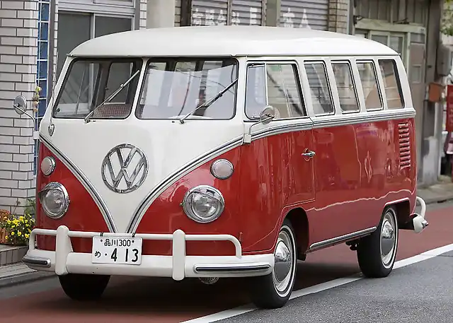 800px-Volkswagen_T1_Tokyo_front