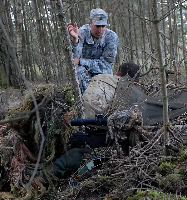 959px-US_Army_Special_Forces_MSgt_gives_instruction_to_two_sniper_students 959px-US_Army_Special_Forces_MSgt_gives_instruction_to_two_sniper_students