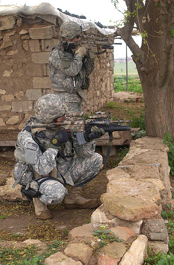 091509_army_camo_story 091509_army_camo_story