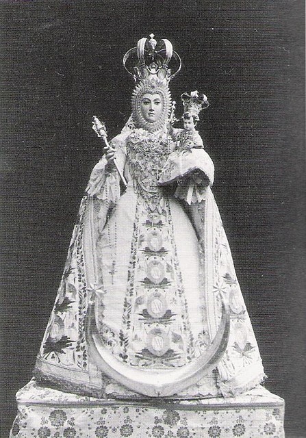 Virgen del Rosario (hacia 1925)