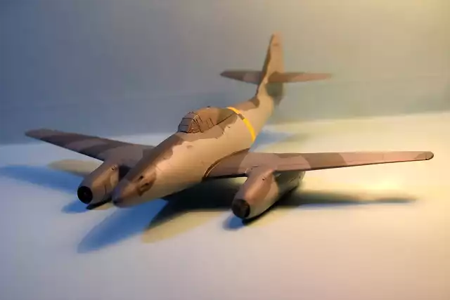 Me 262 003
