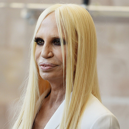 donatella-versace-cosmetic-surgery-after-pictures-botox-face-extreme-makeover-anna-wintour-costume-centre