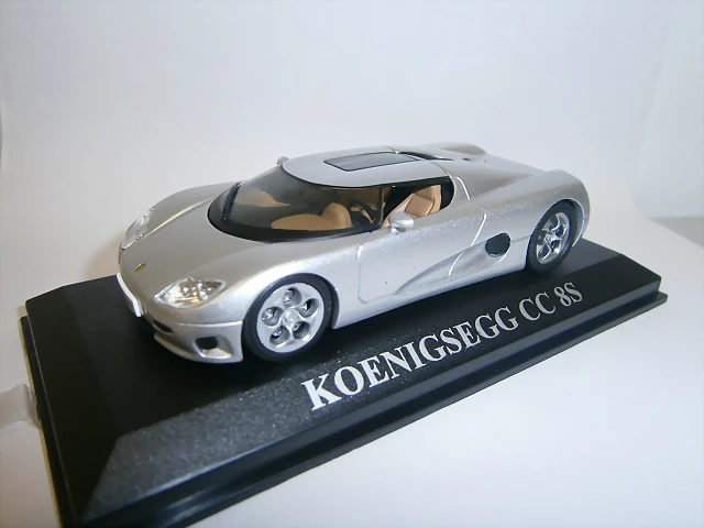 Koenigsegg CC8S