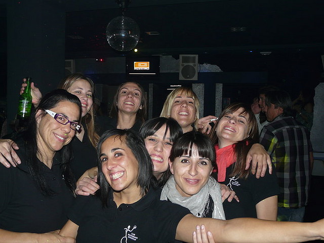 lo unico positicoo,las chicas y las fiestas¡¡¡