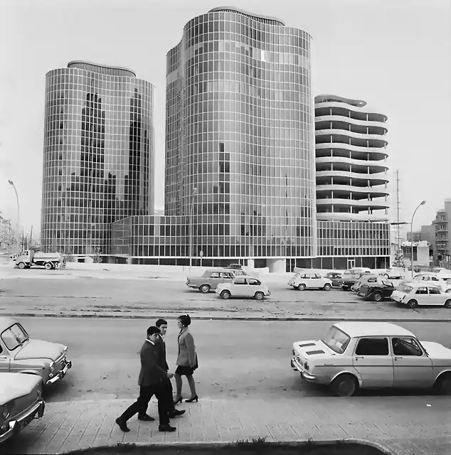 Barcelona Gran Via Carles III Edificios Trade 1971