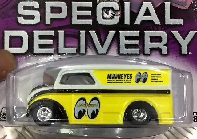 2004 hot_wheels_mooneyes_milk_truck_1618565103_d6870eb6_progressive