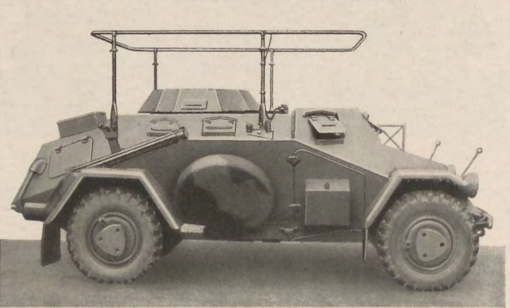 D._867,_leichter_Panzer-Sphwagen_(Fu)_(Sd._Kfz._223),_Antenne_oben