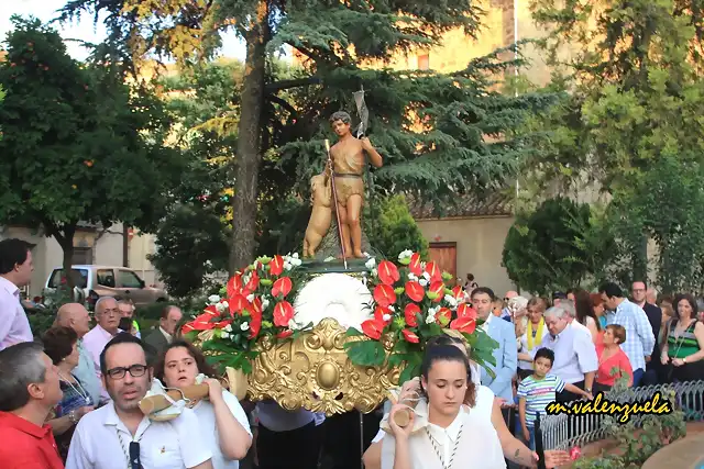 06, por la Plaza, marca