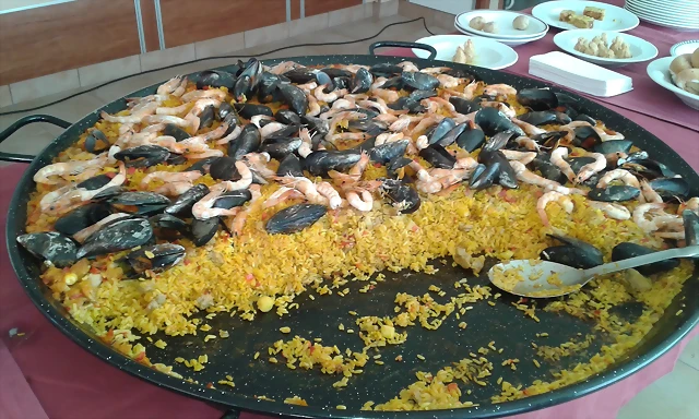 paella 70 pers