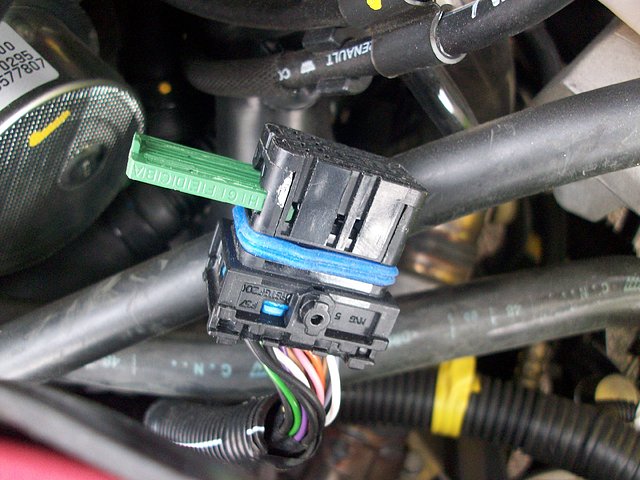 Conector negro del calculador de inyeccin