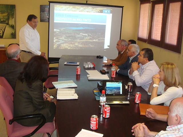 Vicepre. de Emed-Fdo.Fdez.Torres explica el proyecto-11.04.11-Fot.J.Ch.Q.jpg (1)