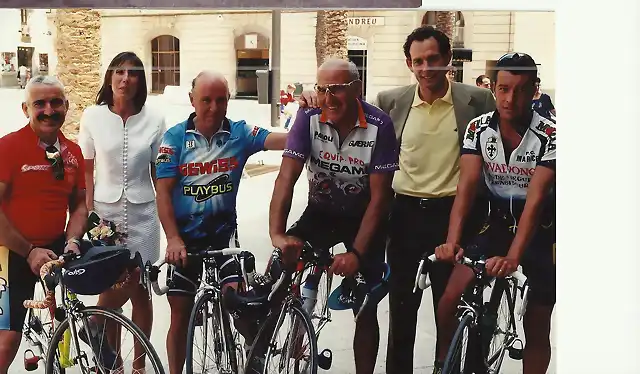 1997Casament ciclistes ajuntament